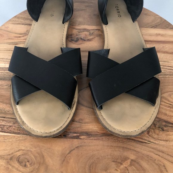 Torrid D'orsay Leather Crisscross Cross Over Slip On Sandal Open Toe Flats - 11 - Picture 5 of 10